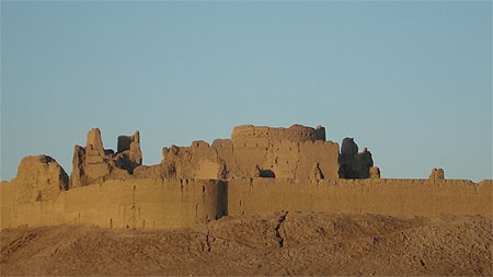 Bampur - fortification https://www.routard.com/photos/iran/100224-bampur___fortification.htm 
